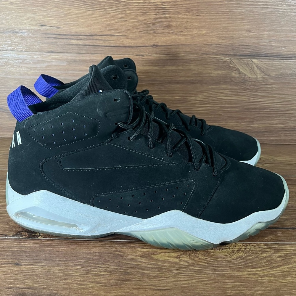 Jordan Black and Purple Men's Sneakers
